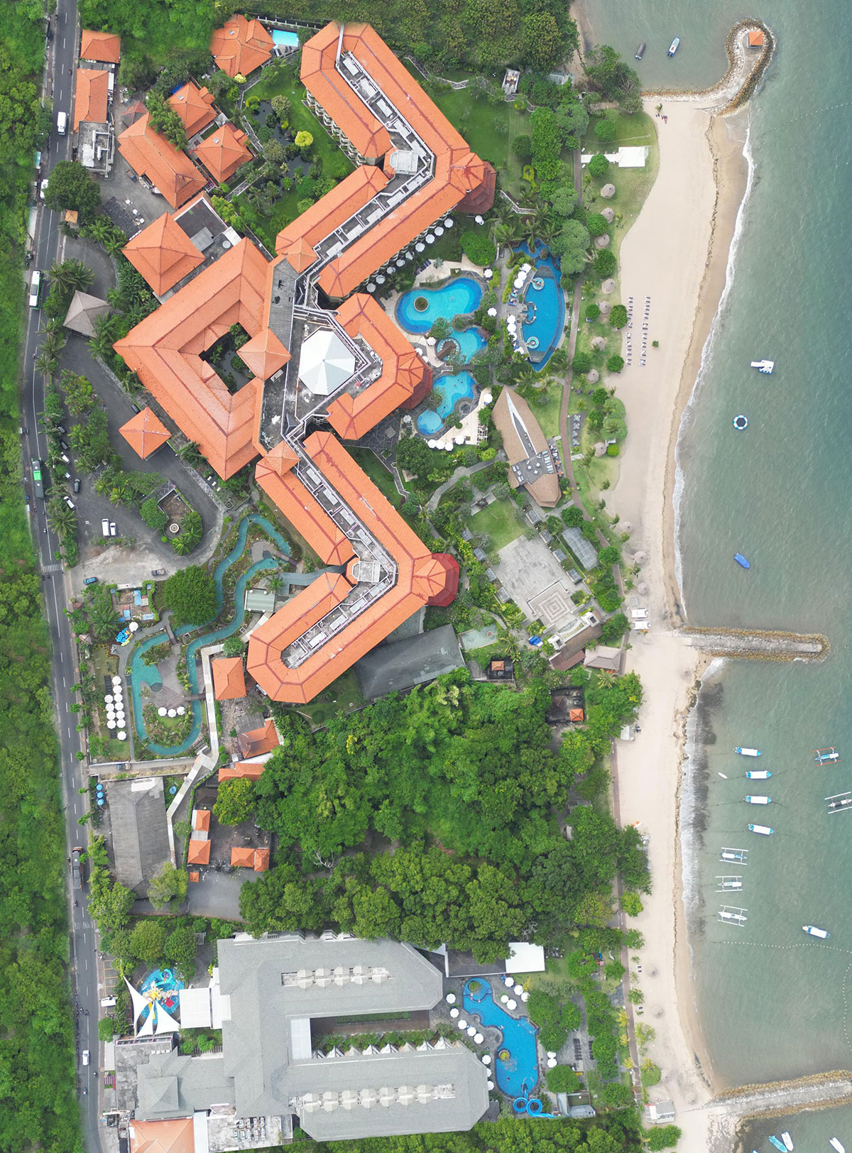 Grand Mirage Resort's map